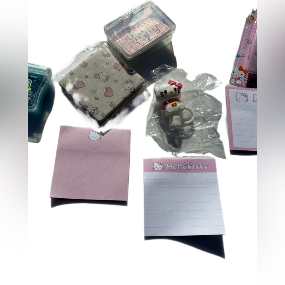 Hello Kitty Bundle Sanrio - Picture 12 of 13